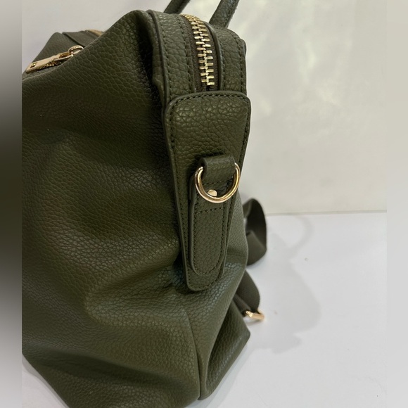 🍏🍏Urban Expressions Kenzie Backpack - Vegan Leather🍏🍏 - Picture 4 of 16